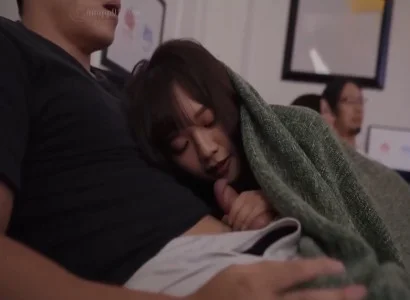 Chuyện vụng trộm với em họ đưa tôi vào những phút giây nồng cháy